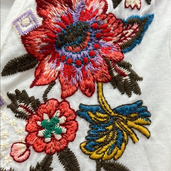 JOHNNY WAS Cream Long Sleeve Pullover Top with Colorful Embroidery Small - Picture 4 of 6